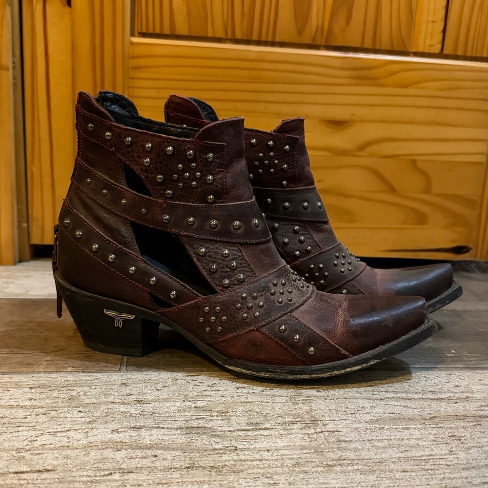 Women’s Lane Booties